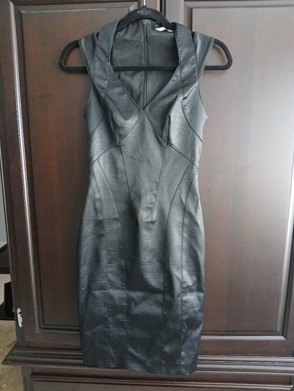 Size 4 Karen Millen Black Sleeveless Dress